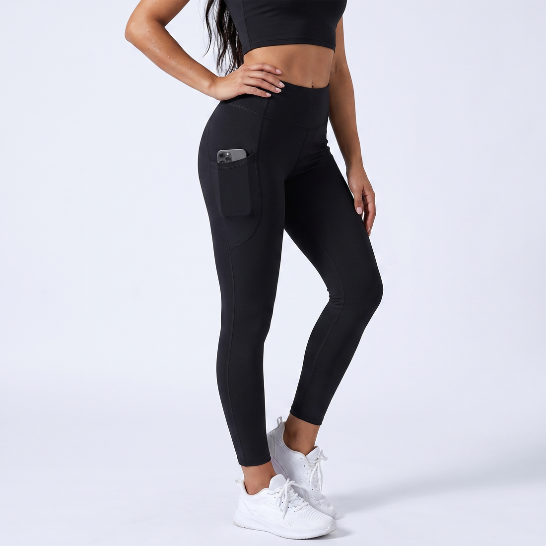 Pocket Training Leggings – image 3 of 15