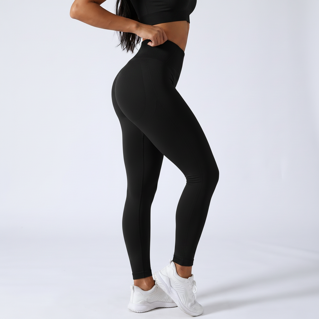 Seamless Hip-Lift Leggings in Black – image 4 of 7