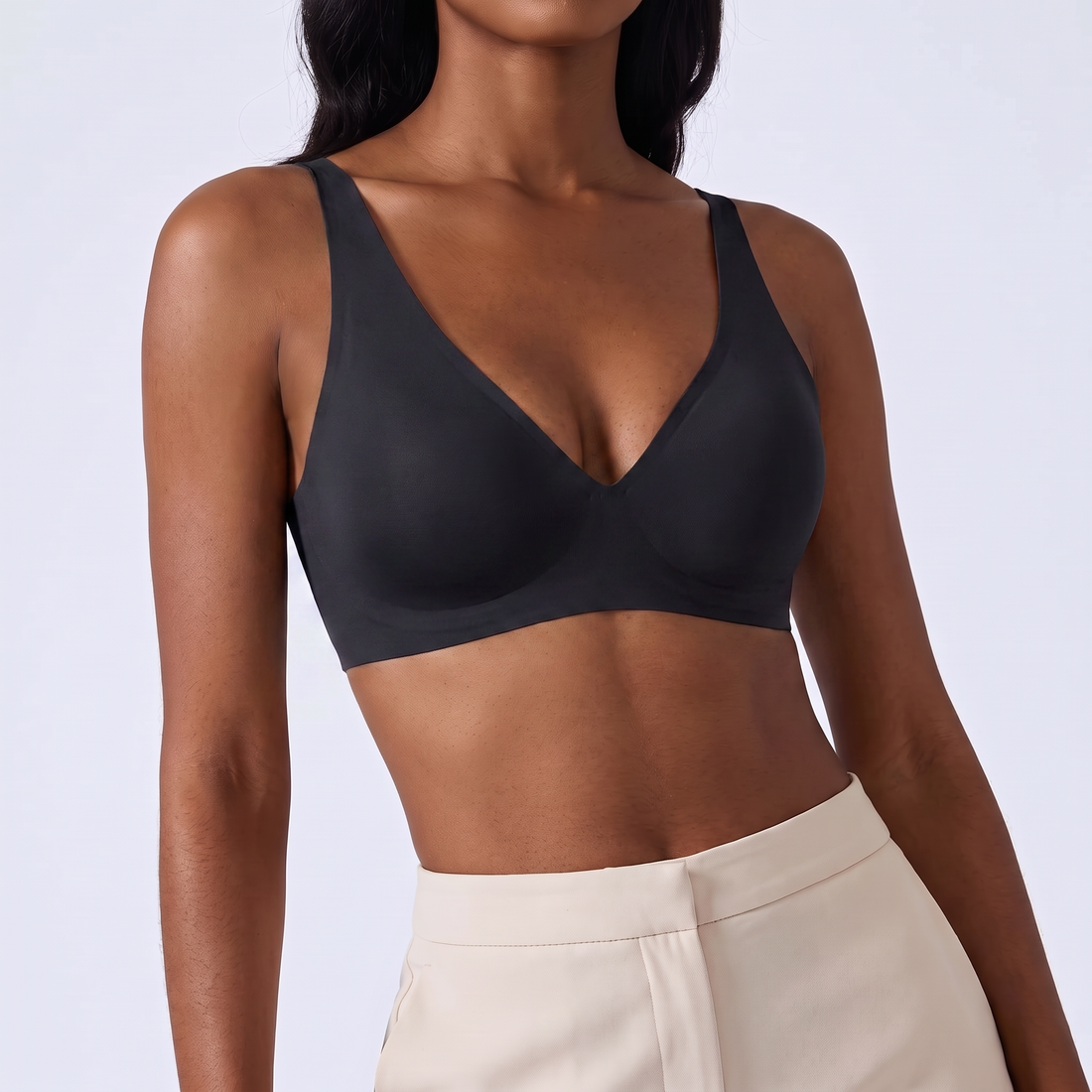 Seamless Wireless Push-Up Bra in Black – image 4 of 6