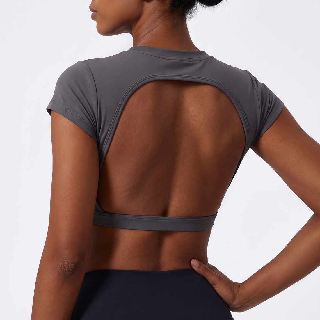 Backless Training Crop Top &ndash; image 3 of 11