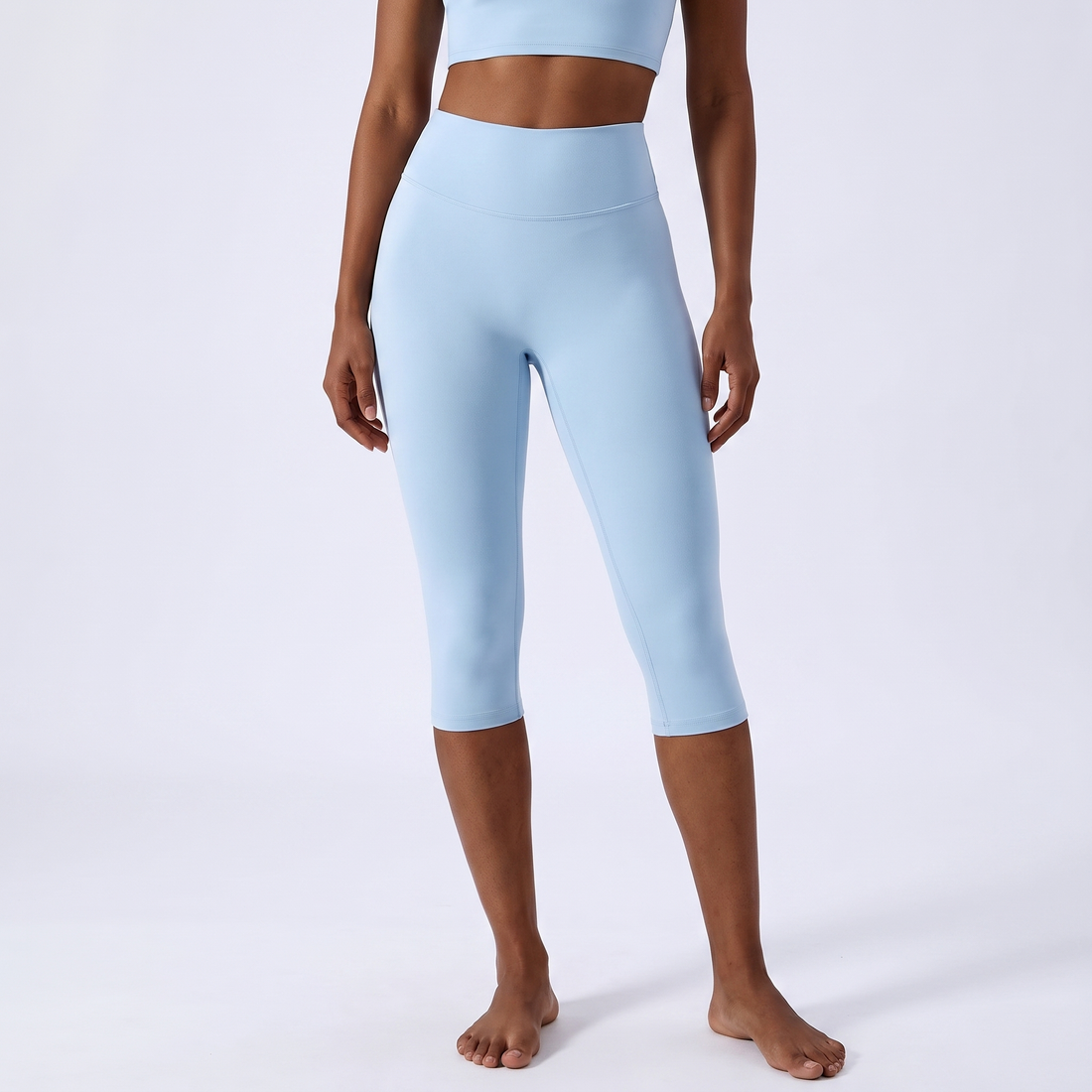 Capri Training Leggings &ndash; image 3 of 9