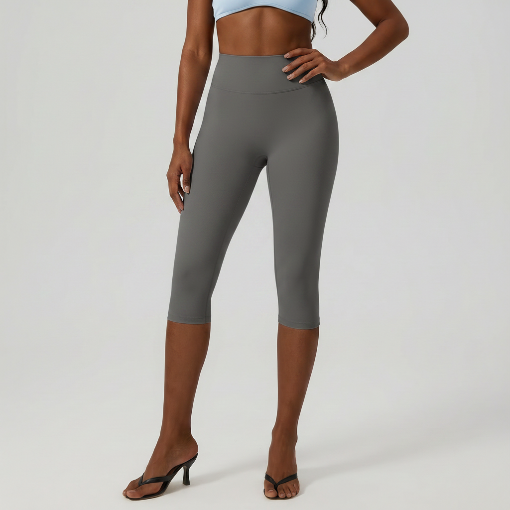 Capri Training Leggings in Dark Grey &ndash; image 8 of 9